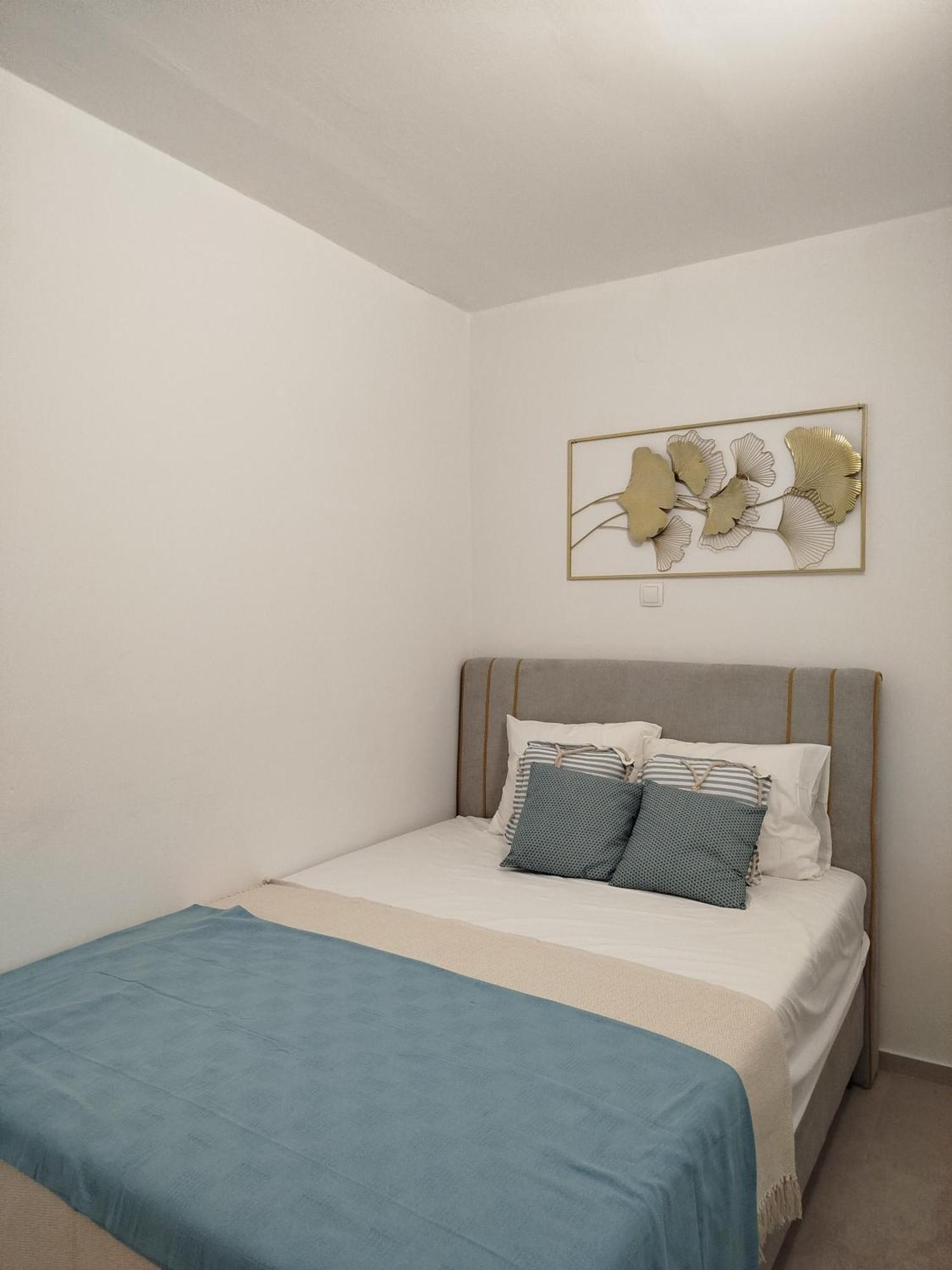 Apartman Iva Novalja Exterior photo